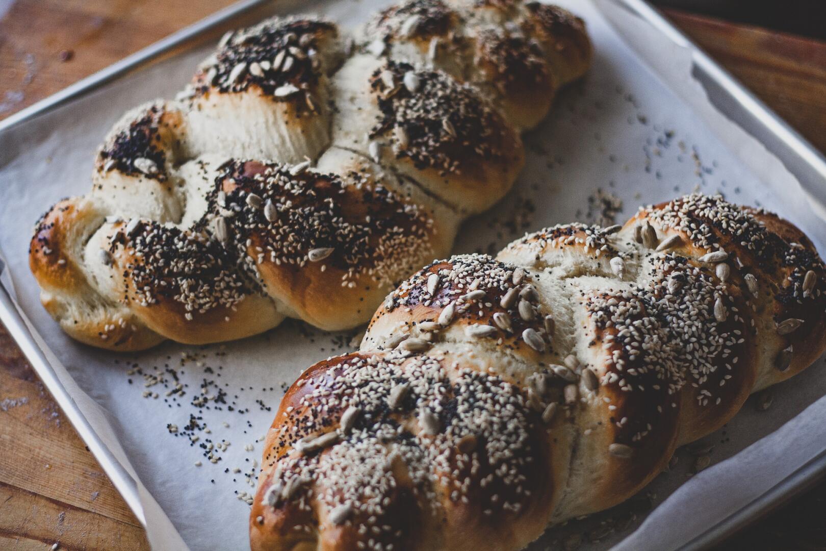 What Is A Challah Board And What Is It’s Use?