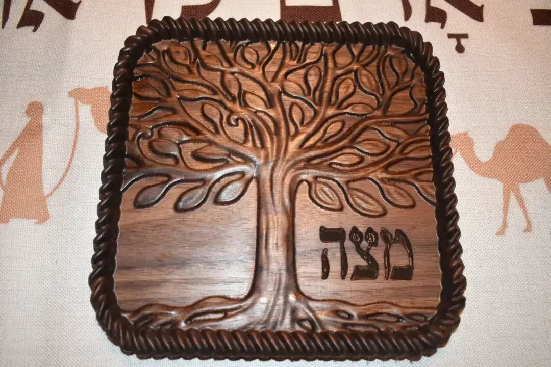 Beautiful Tree of Life Matzah Tray – Perfect for Passover Celebrations!